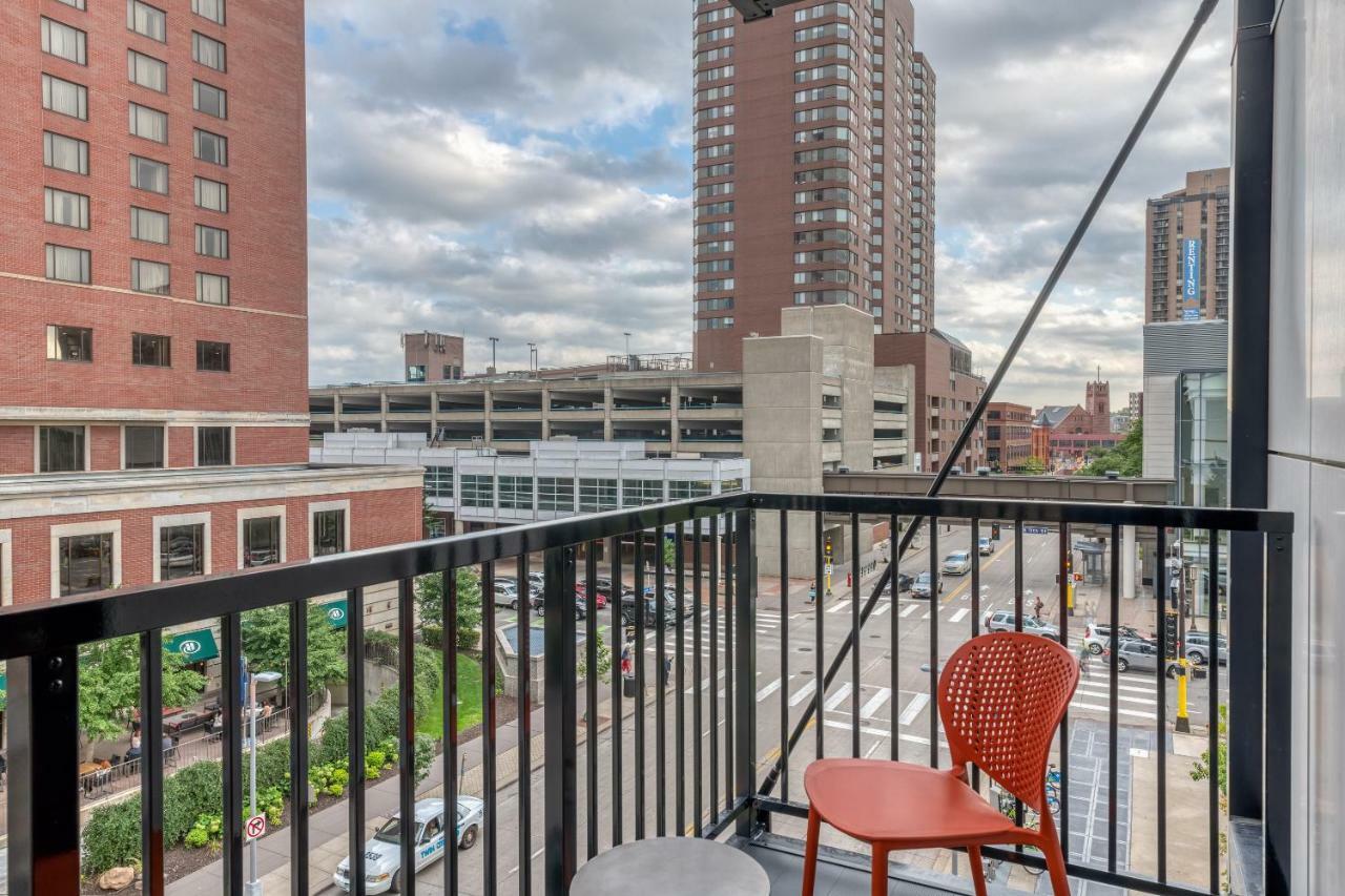 Mint House Minneapolis - Downtown West Esterno foto